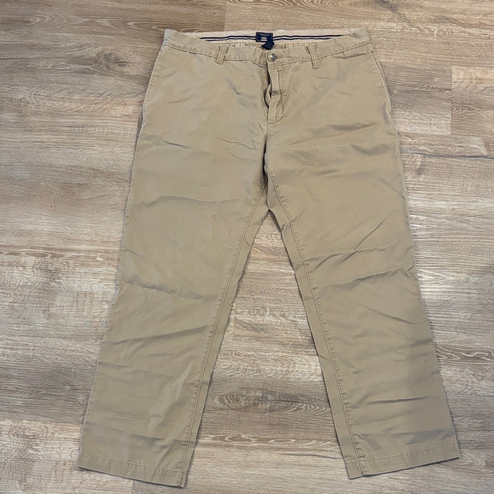 GAP Men's Tan Classic Fit Chinos